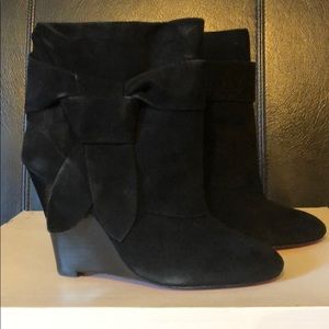 Paris Hilton wedge booties sz 8.5